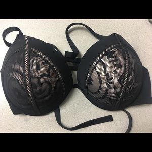 Brand new w/o tags bra sized bikini swim top 36DD